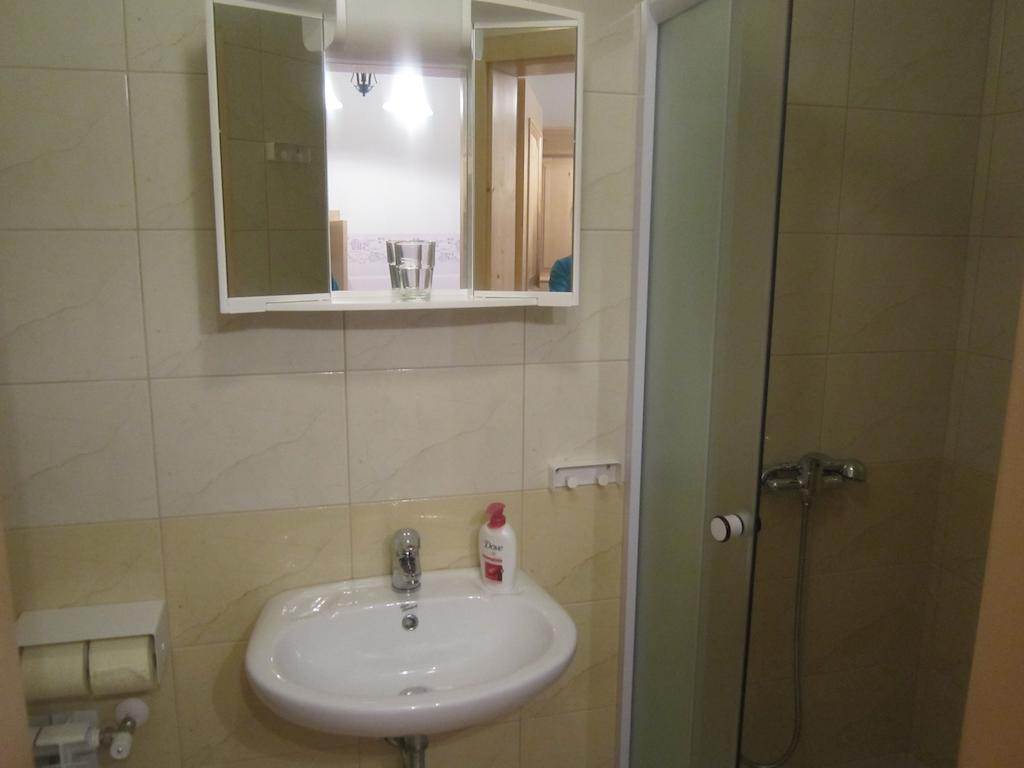 Farmhouse Stiftar Solčava Habitación foto