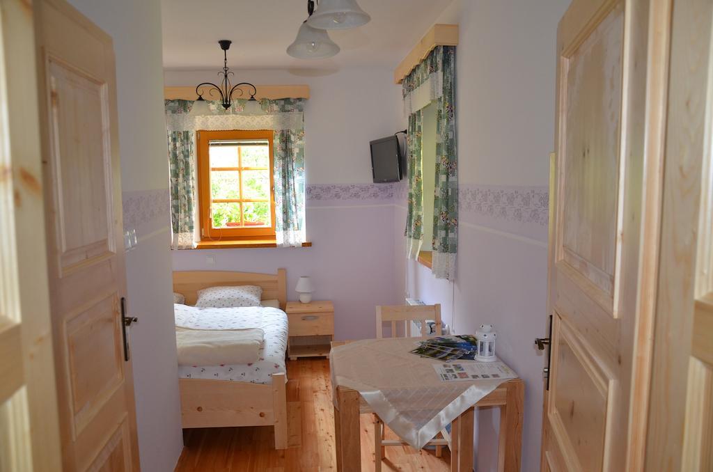 Farmhouse Stiftar Solčava Habitación foto